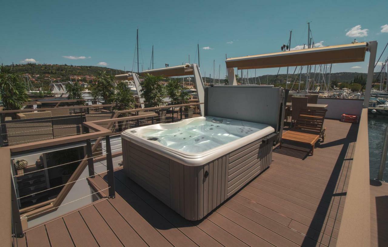 Vila Marina Luxury Houseboat Lavender Portorož Exteriér fotografie