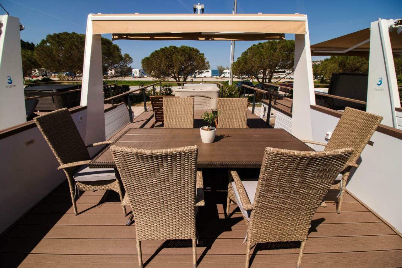Vila Marina Luxury Houseboat Lavender Portorož Exteriér fotografie